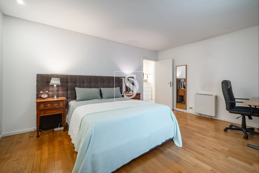 Apartamento T3 para Venda em Arcozelo Foto 18