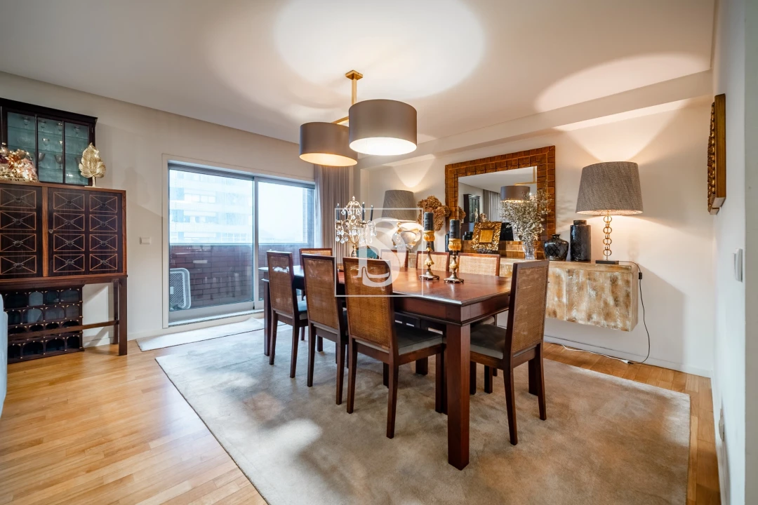 Apartamento T3 para Venda em Arcozelo Foto 2