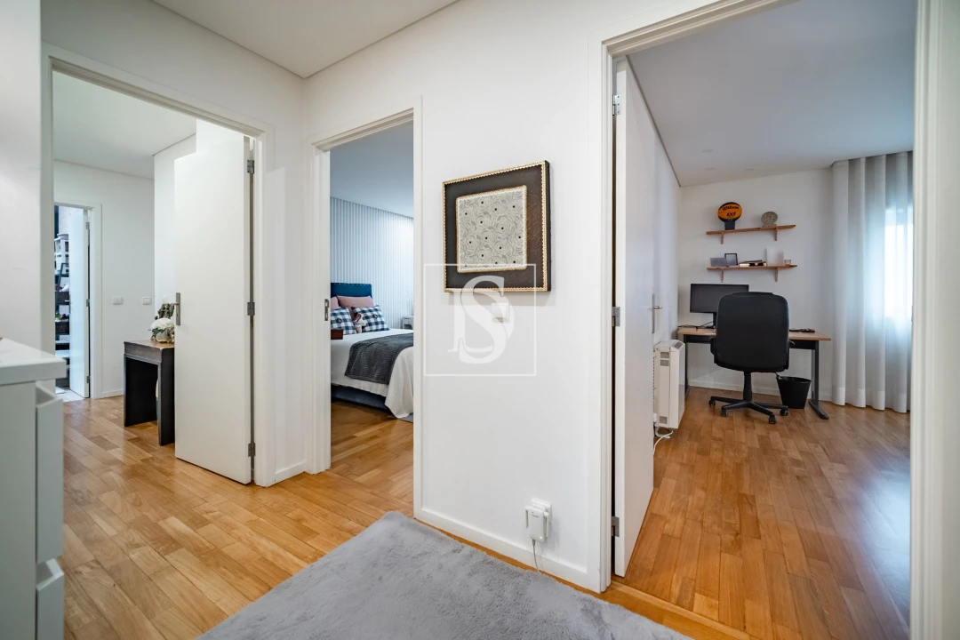 Apartamento T3 para Venda em Arcozelo Foto 12