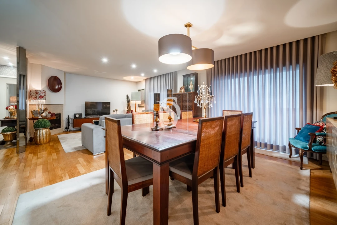 Apartamento T3 para Venda em Arcozelo Foto 3