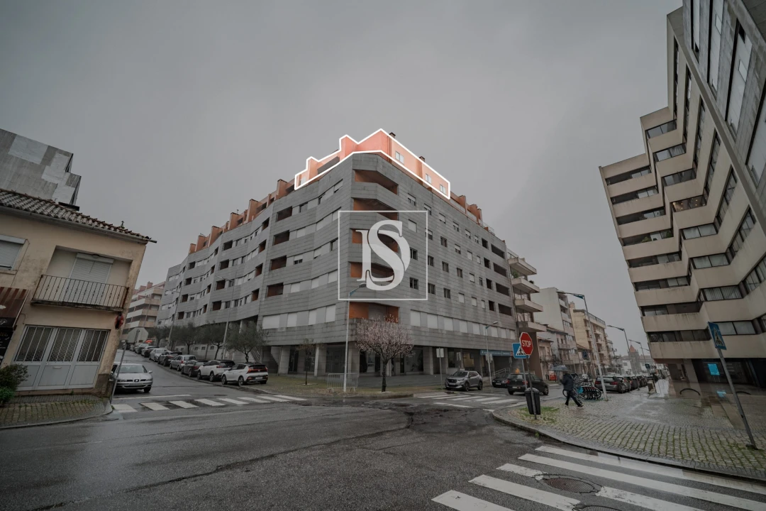 Apartamento T3 para Venda em Arcozelo Foto 29