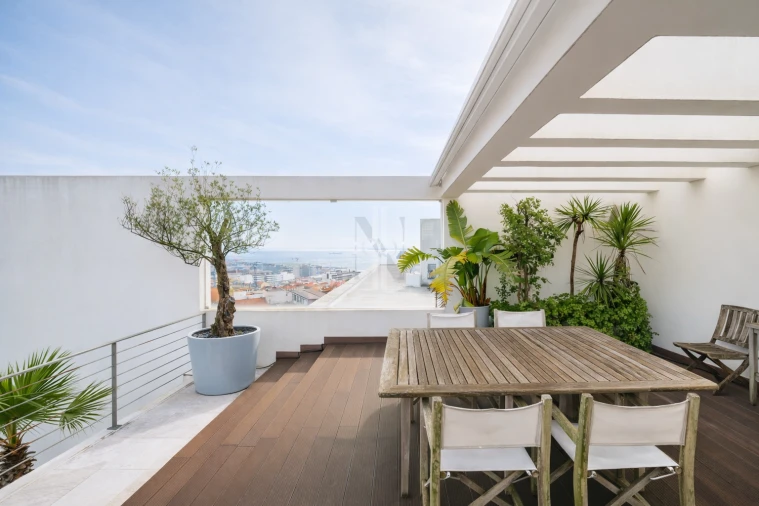 Apartamento T6 para Venda em Estrela Foto 12