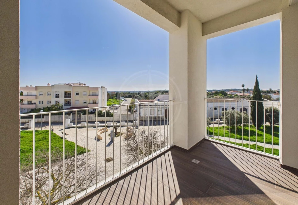 Apartamento T3 para Venda em Olhão Foto 9