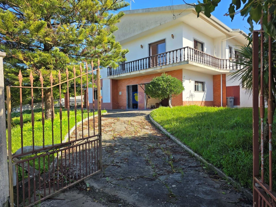 Moradia T4 para Venda em Vidais Foto 1