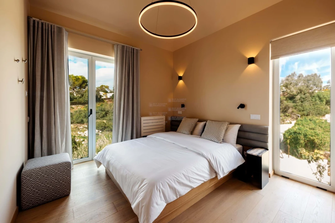 Moradia T4 para Venda em Lagoa e Carvoeiro Foto 14