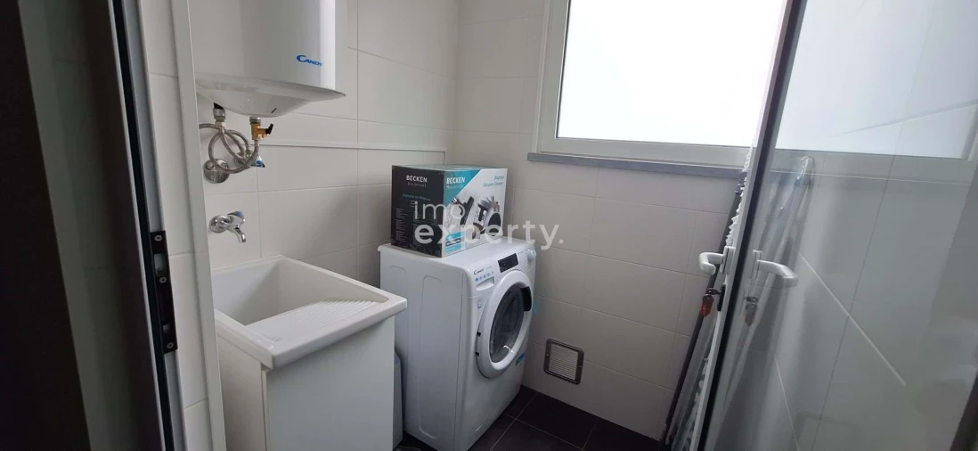 Apartamento T2 para Venda em Caniço Foto 12