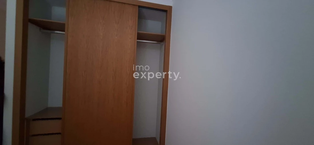 Apartamento T2 para Venda em Caniço Foto 13