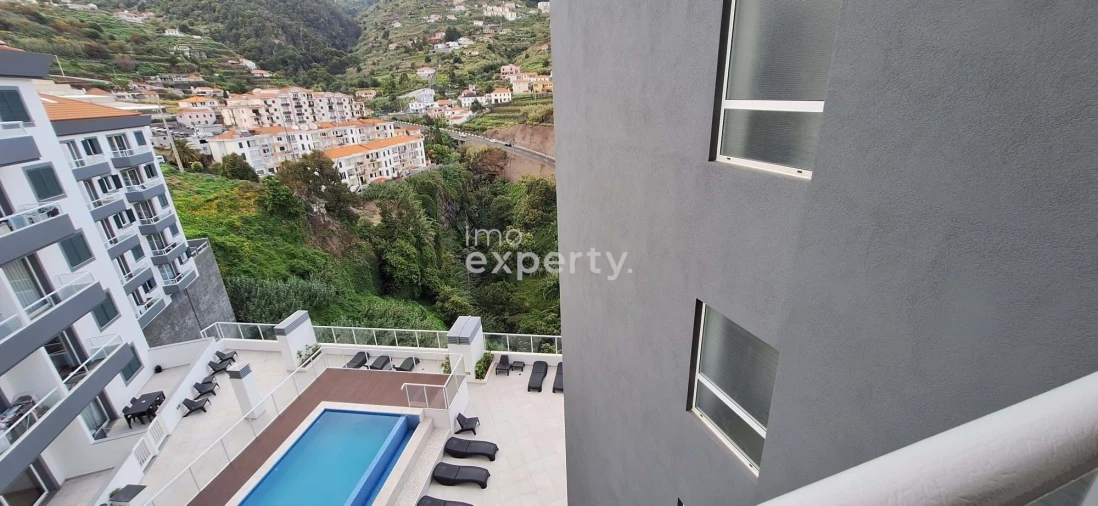 Apartamento T2 para Venda em Caniço Foto 3