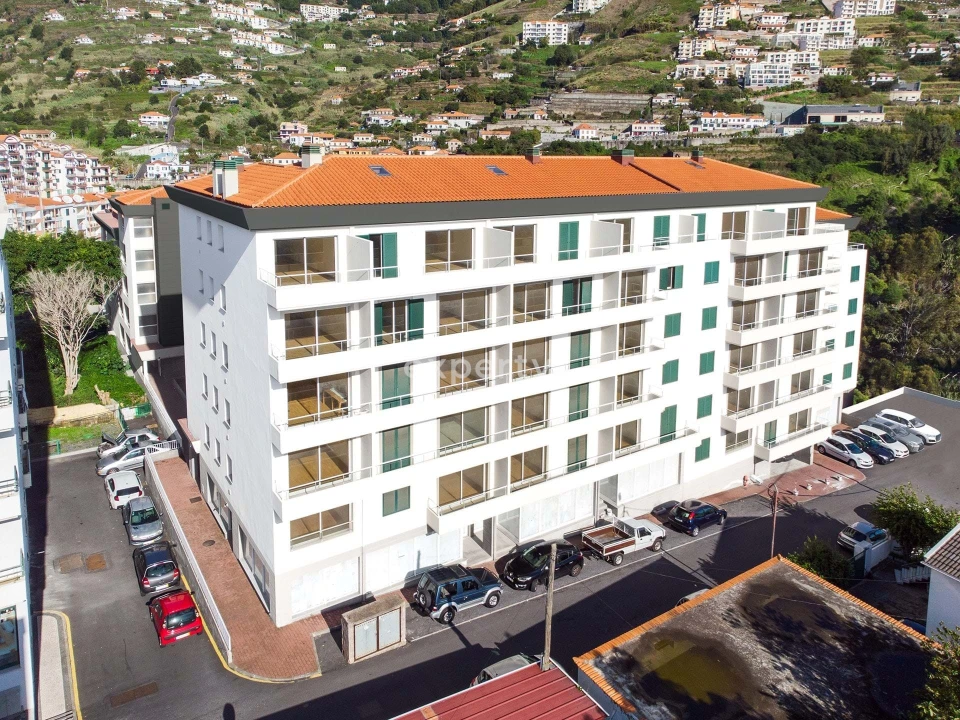Apartamento T2 para Venda em Caniço Foto 1