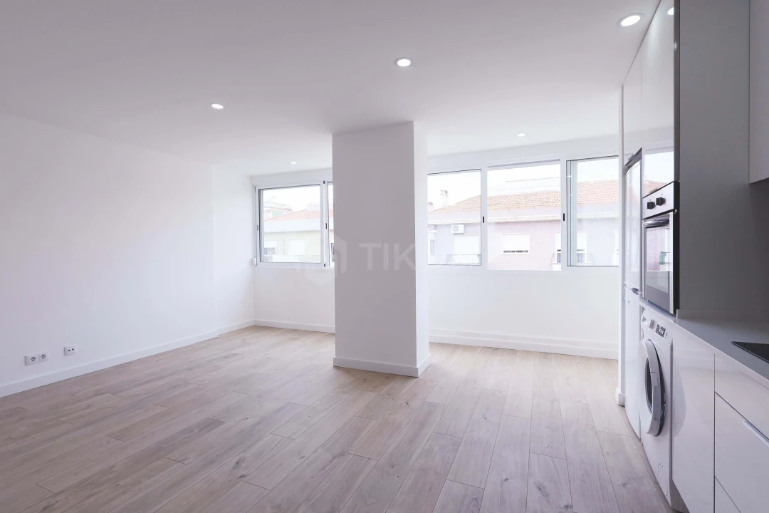 Apartamento T3 para Venda em Alverca do Ribatejo e Sobralinho Foto 2