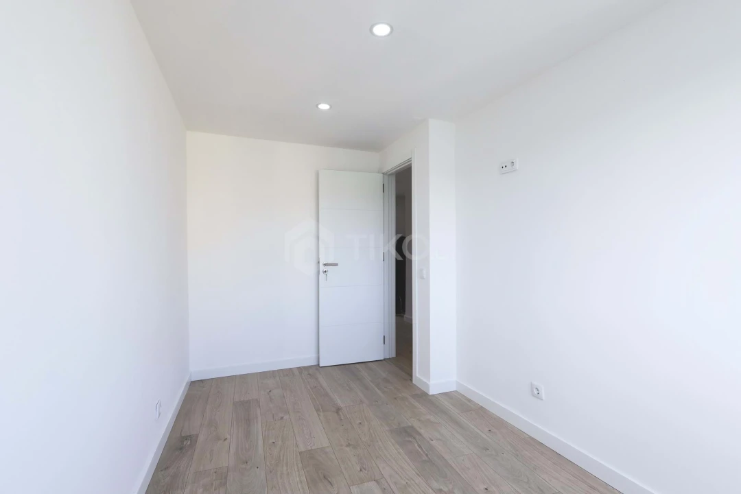 Apartamento T3 para Venda em Alverca do Ribatejo e Sobralinho Foto 18