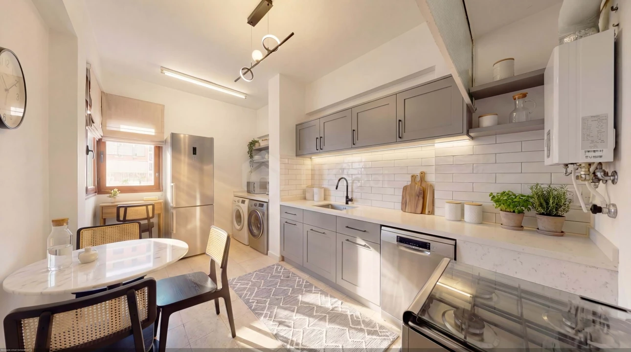 Apartamento T4 para Venda em Marvila Foto 18