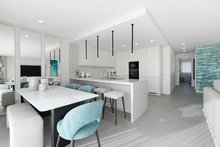 Apartamento T2 para Venda em Quarteira Foto 5