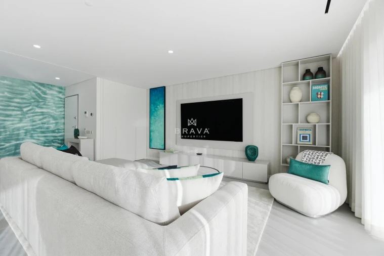 Apartamento T2 para Venda em Quarteira Foto 3