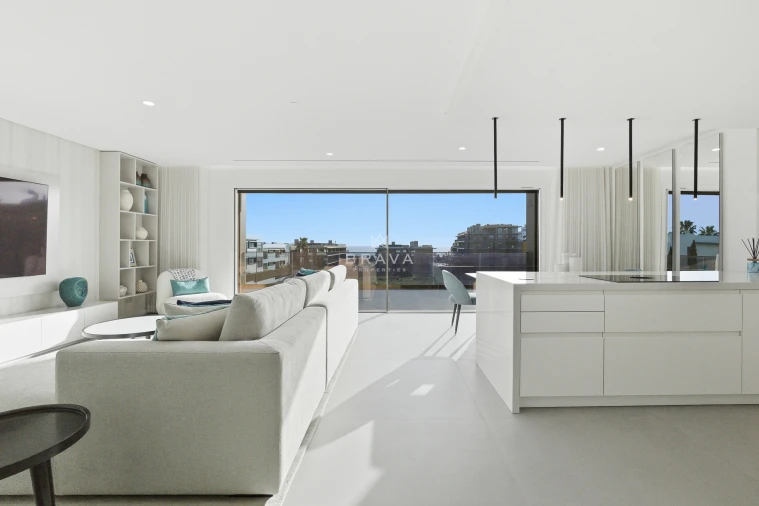 Apartamento T2 para Venda em Quarteira Foto 5