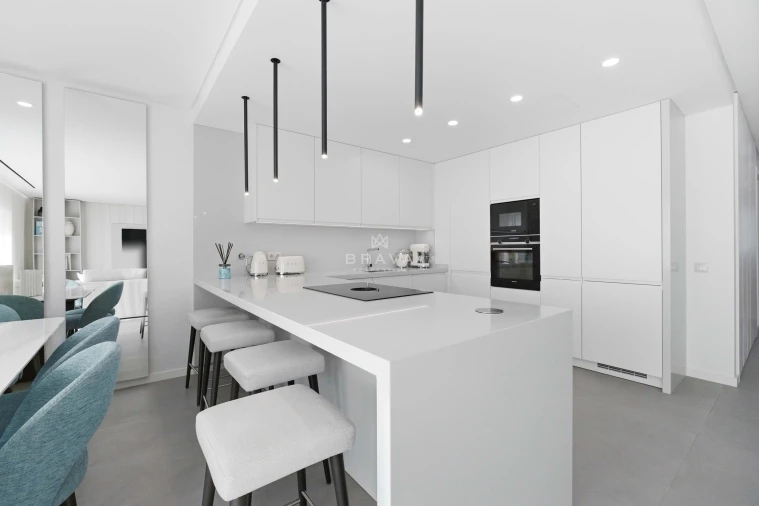 Apartamento T2 para Venda em Quarteira Foto 7