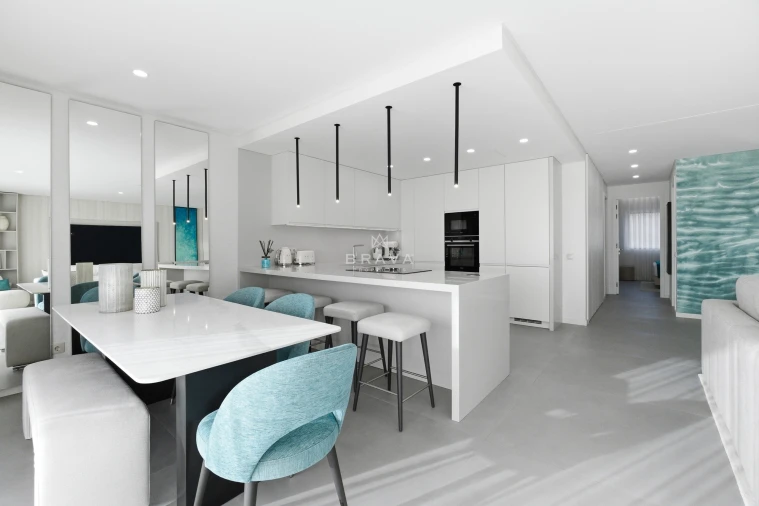 Apartamento T2 para Venda em Quarteira Foto 6