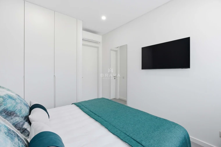 Apartamento T2 para Venda em Quarteira Foto 17