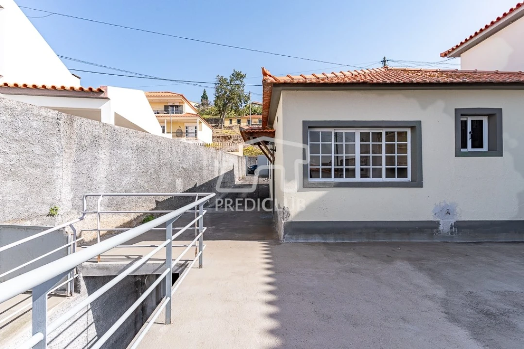 Moradia T3 para Venda em São Roque Foto 14