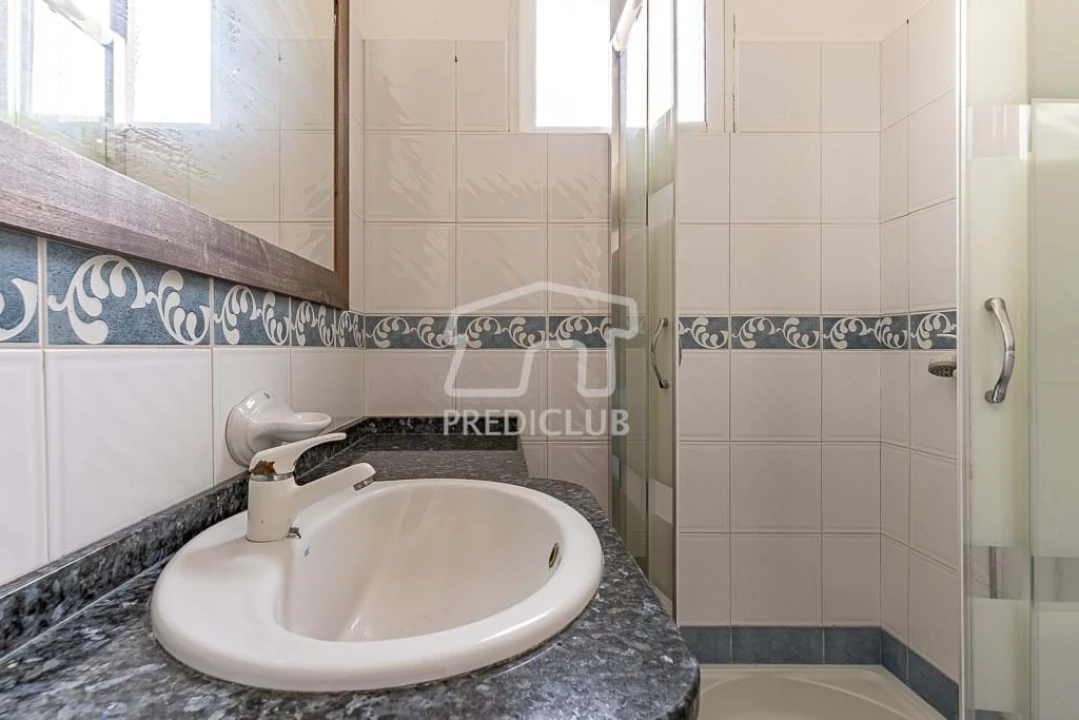 Moradia T3 para Venda em São Roque Foto 17