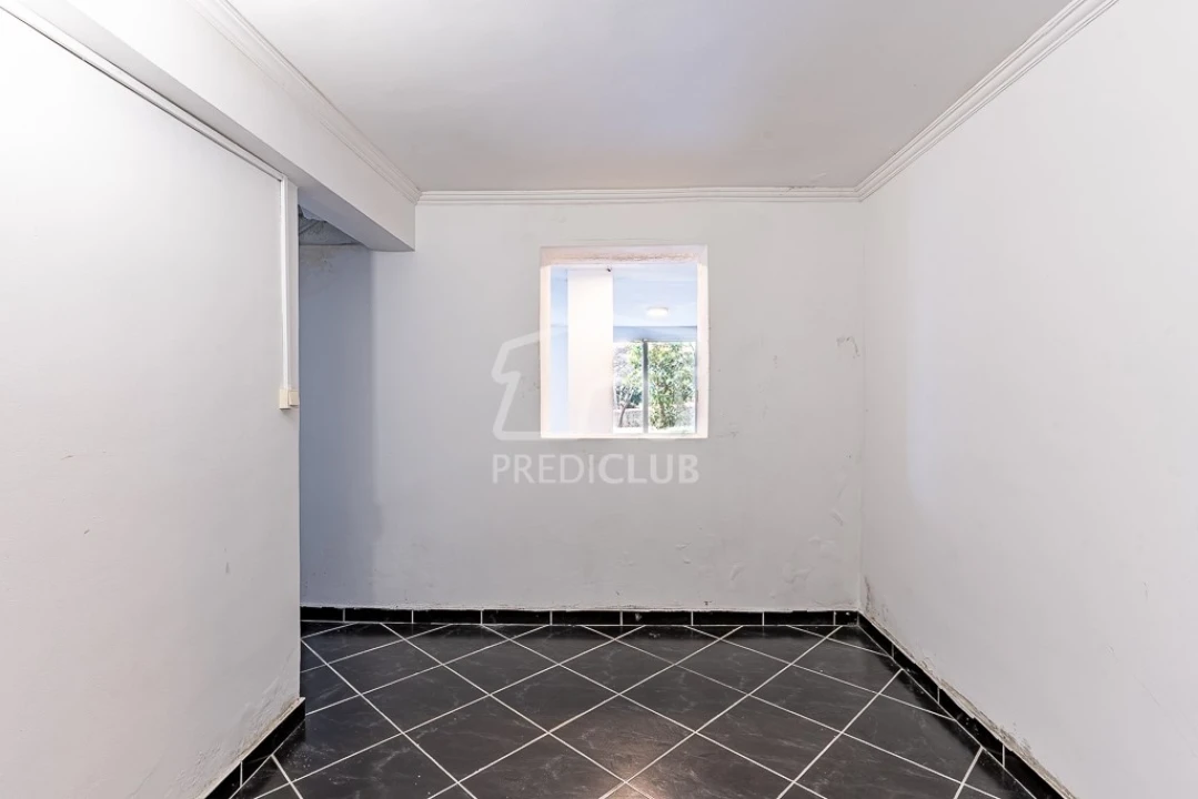 Moradia T3 para Venda em São Roque Foto 37