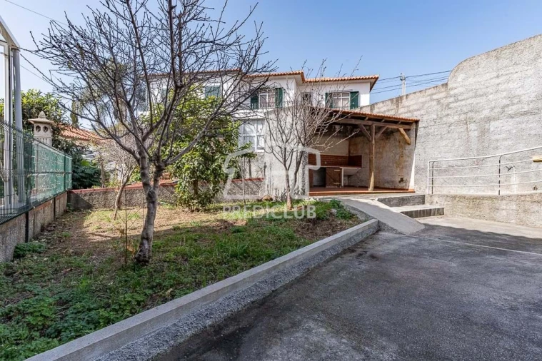 Moradia T3 para Venda em São Roque Foto 39