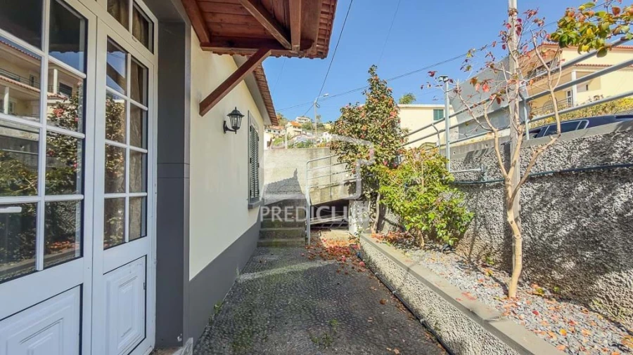 Moradia T3 para Venda em São Roque Foto 42