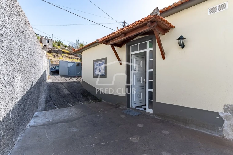 Moradia T3 para Venda em São Roque Foto 15