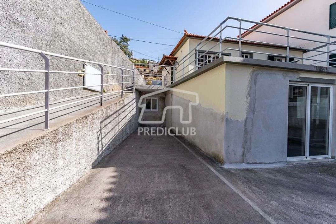 Moradia T3 para Venda em São Roque Foto 25