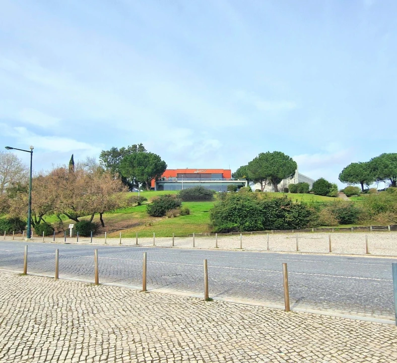 Apartamento T2 para Venda em Avenidas Novas Foto 32