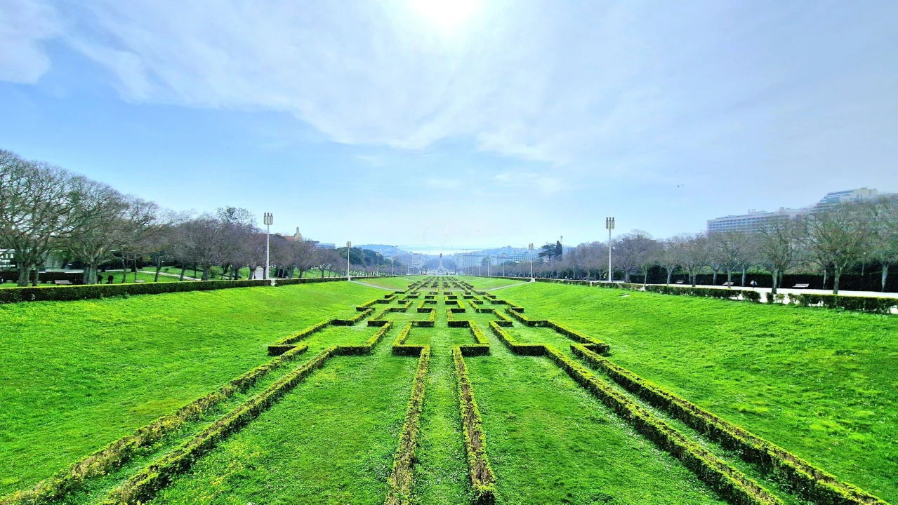 Apartamento T2 para Venda em Avenidas Novas Foto 30