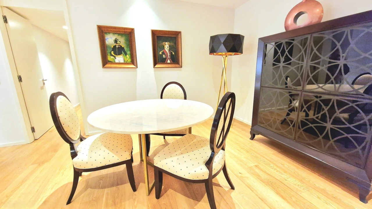 Apartamento T2 para Venda em Avenidas Novas Foto 5