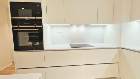 Apartamento T3 para Venda em Avenidas Novas