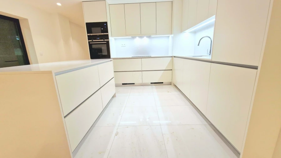 Apartamento T3 para Venda em Avenidas Novas Foto 23