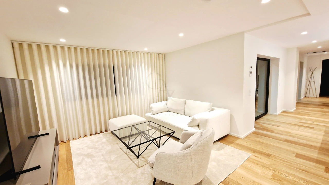 Apartamento T3 para Venda em Avenidas Novas Foto 3