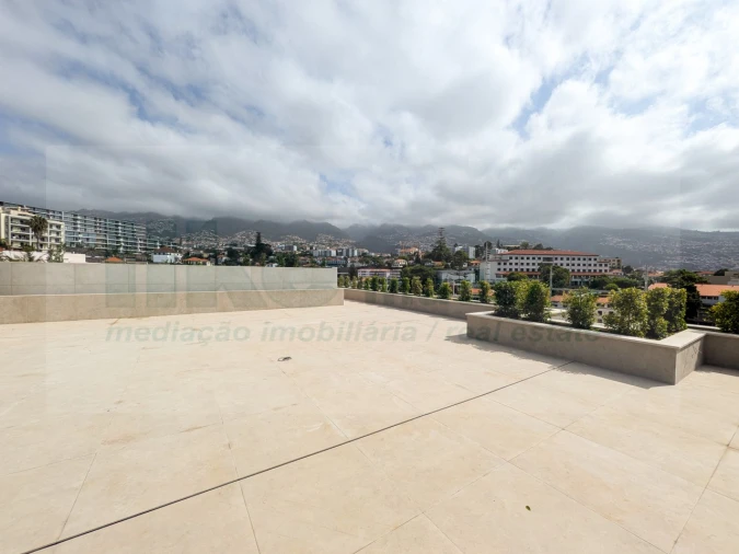 Apartamento T2 para Venda em São Martinho Foto 16