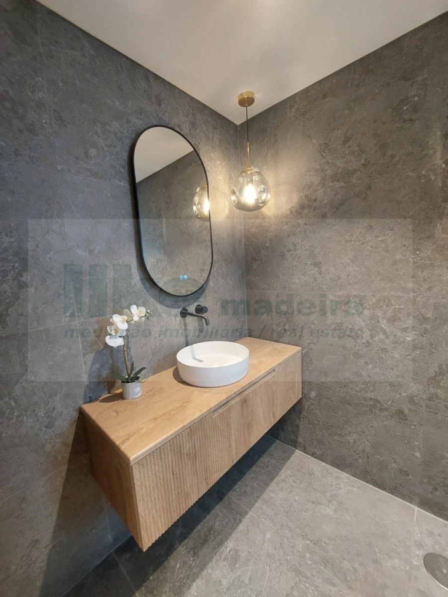 Apartamento T2 para Venda em São Martinho Foto 30