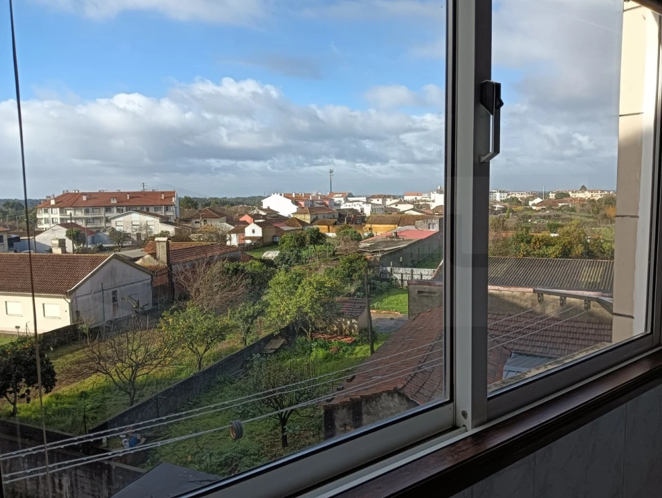 Apartamento T3 para Venda em Oiã Foto 13