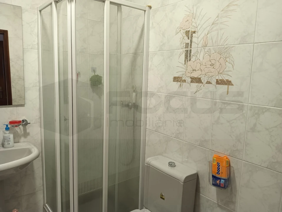 Apartamento T3 para Venda em Oiã Foto 30