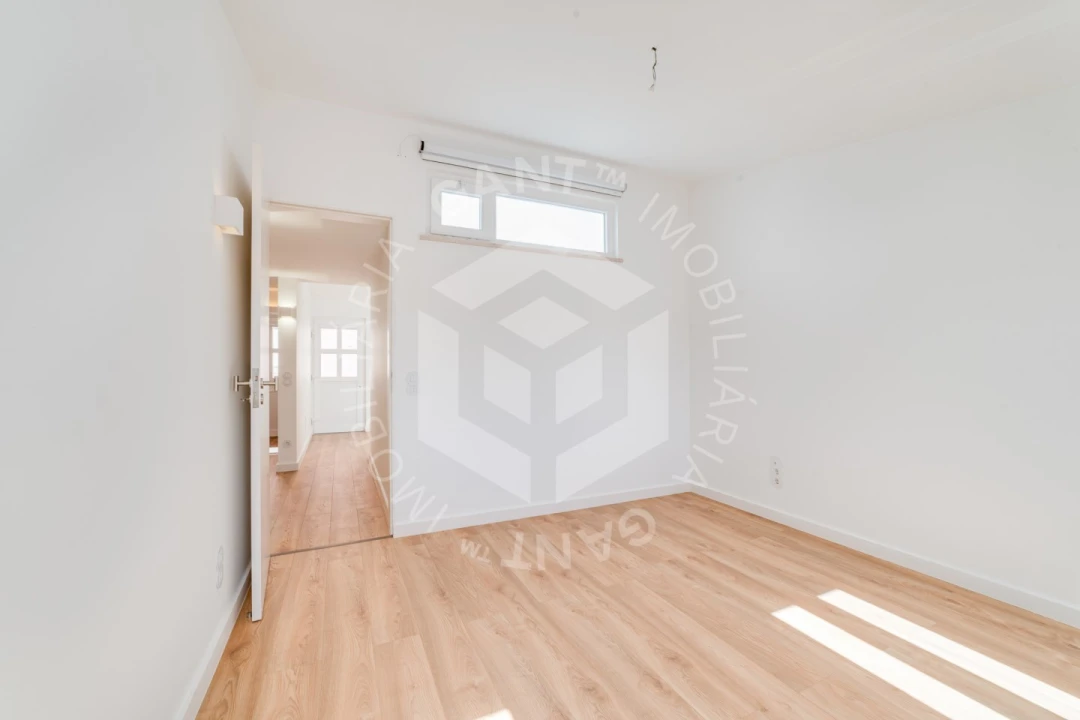 Apartamento T2 para Arrendamento em Estrela Foto 18