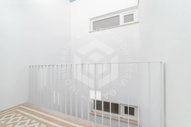 Apartamento T2 para Arrendamento em Estrela Foto 24