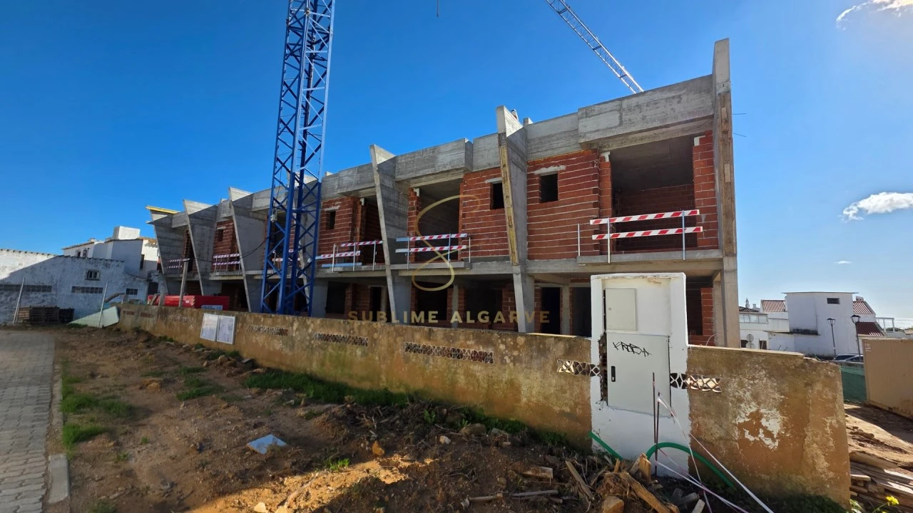 Moradia T3 para Venda em Luz Foto 3