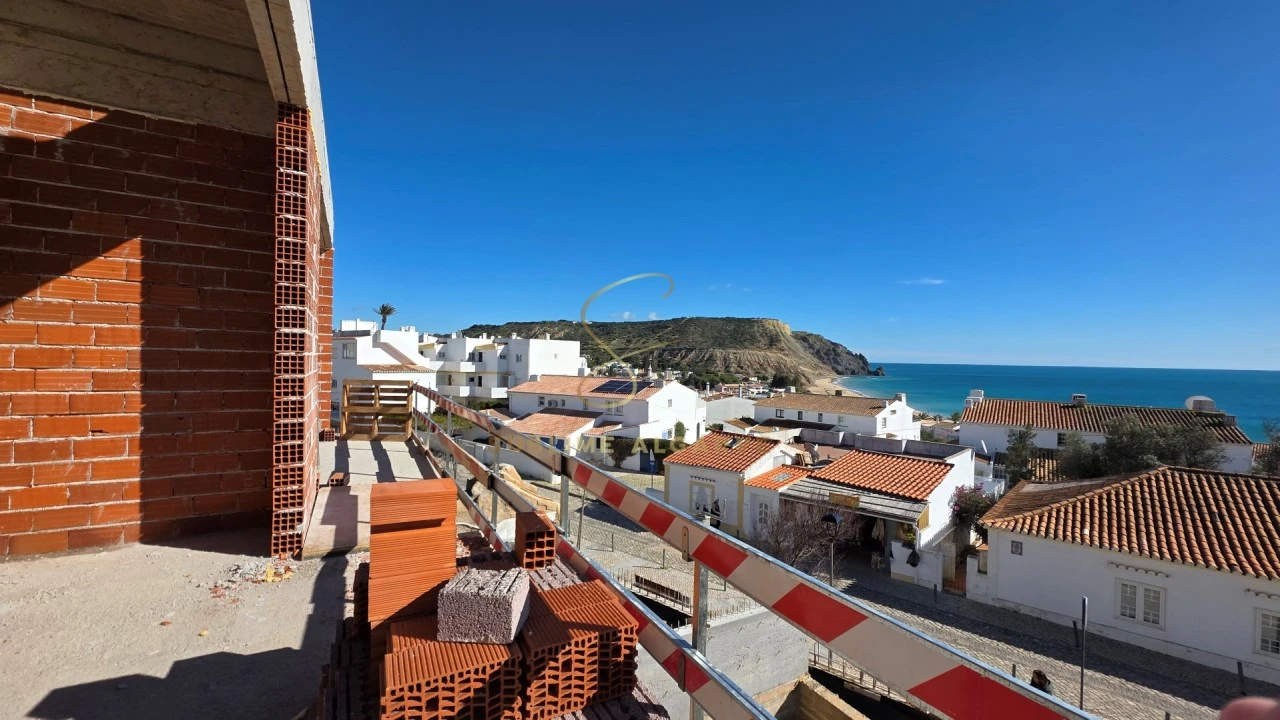 Moradia T3 para Venda em Luz Foto 8