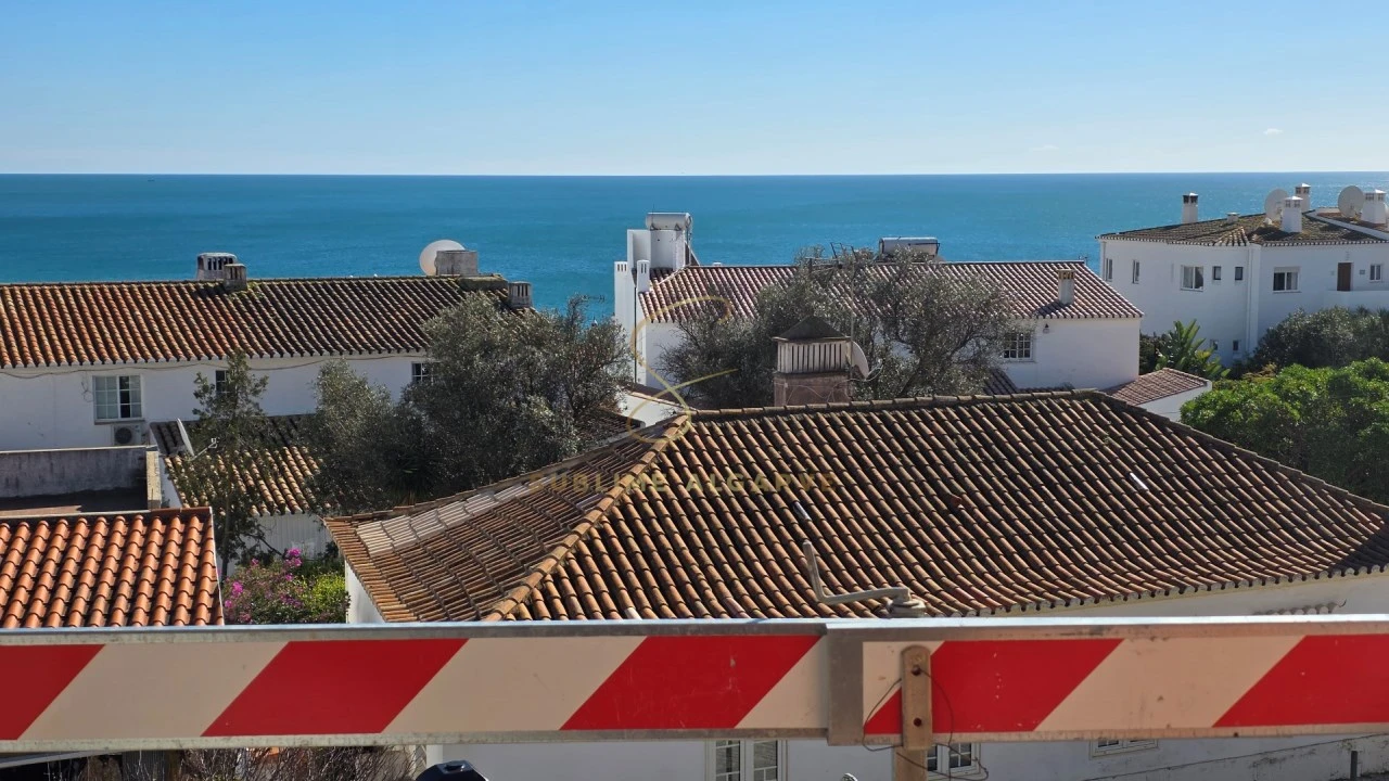 Moradia T3 para Venda em Luz Foto 11