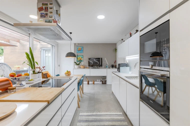 Moradia T4 para Venda em São Mamede de Infesta e Senhora da Hora Foto 8