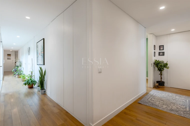 Moradia T4 para Venda em São Mamede de Infesta e Senhora da Hora Foto 12