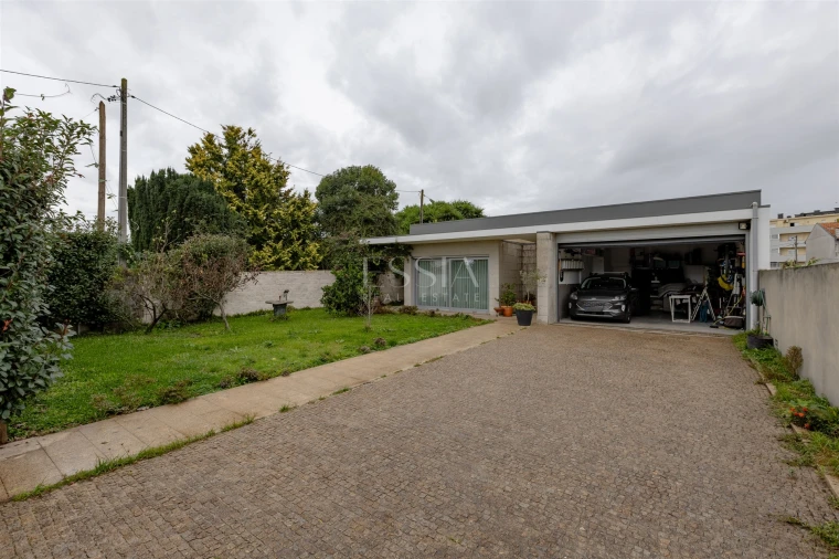 Moradia T4 para Venda em São Mamede de Infesta e Senhora da Hora Foto 23