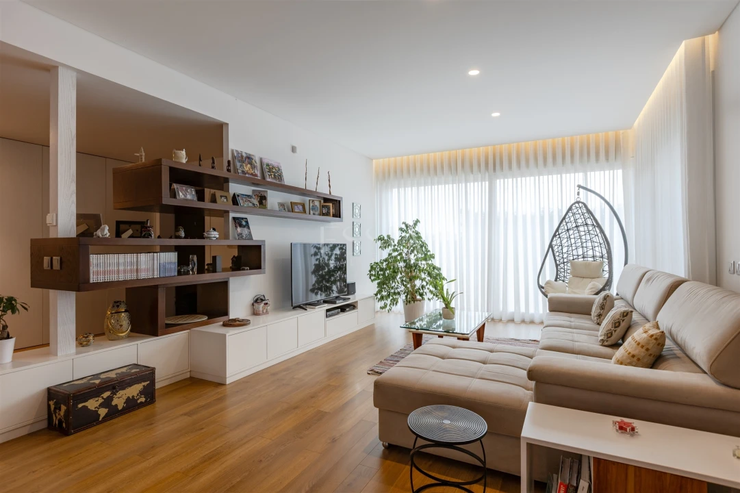 Moradia T4 para Venda em São Mamede de Infesta e Senhora da Hora Foto 5