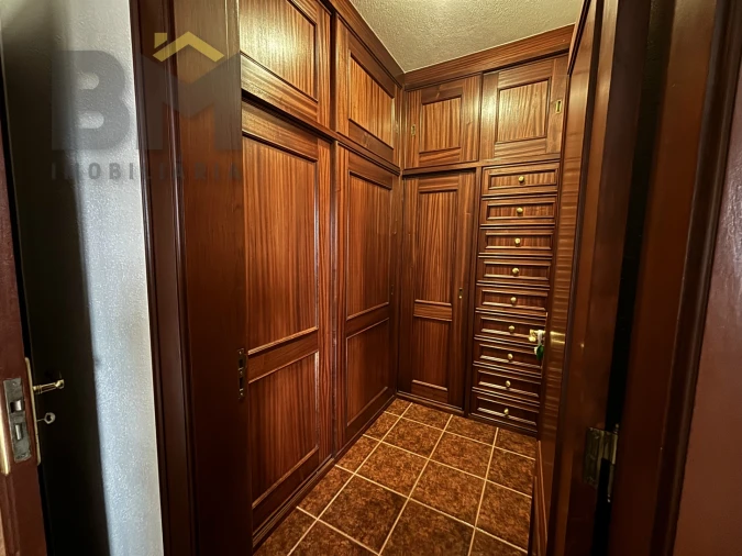 Moradia T4 para Venda em Escalos de Baixo e Mata Foto 19