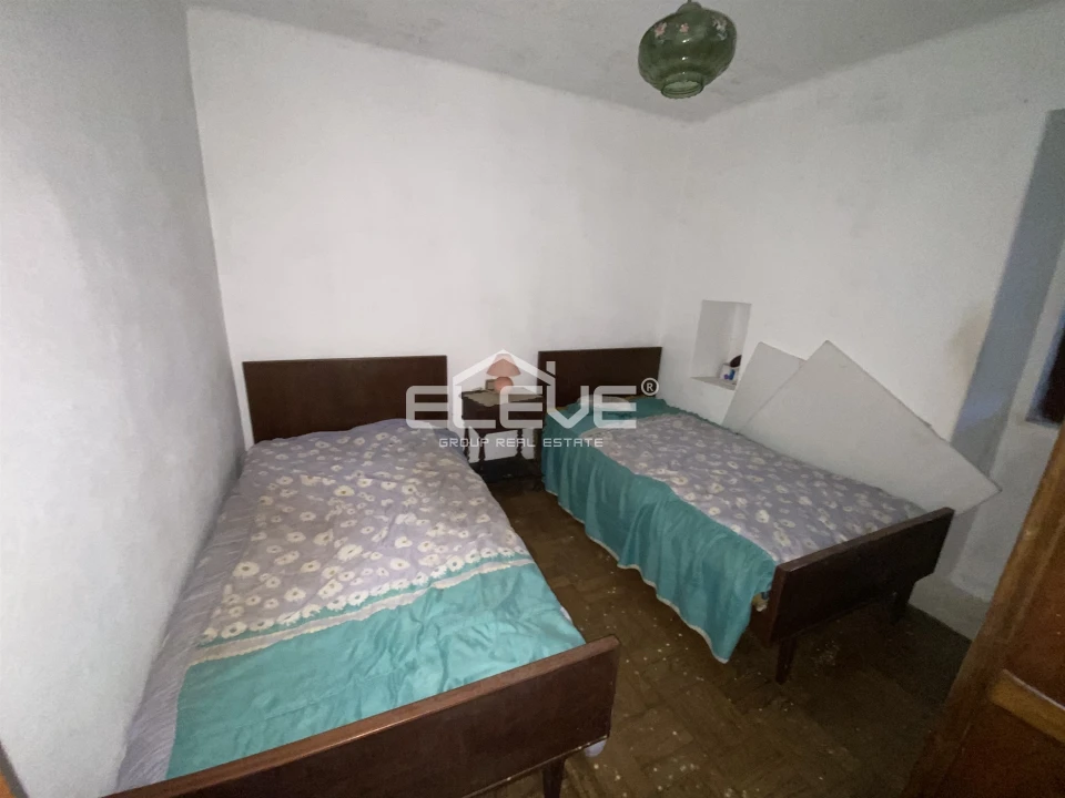 Moradia T2 para Venda em Venade e Azevedo Foto 24